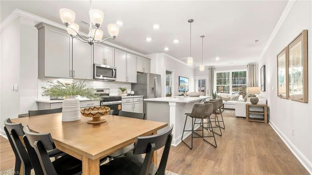 132 Briarwood Lane, Bermuda Run, NC 27006