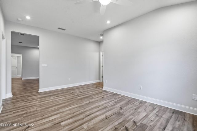 310 MEADOW CREEK Drive, St. Johns, FL 32259