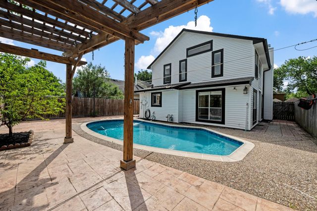 4727 Black Rock Street, Baytown, TX 77521