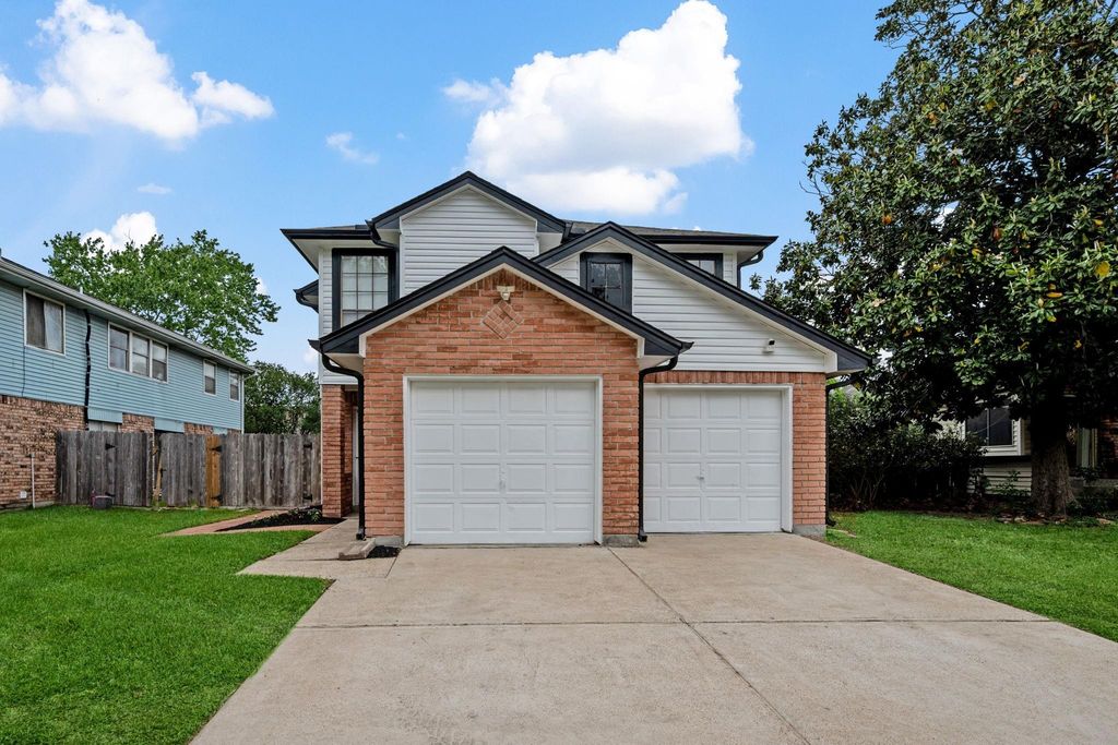 4727 Black Rock Street, Baytown, TX 77521