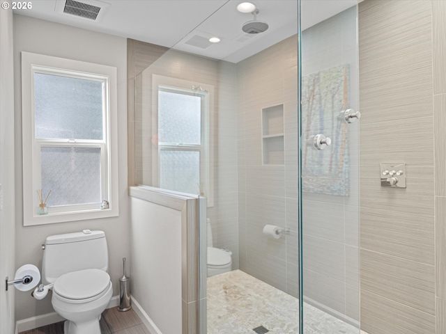 17985 SAINT CLAIR Dr, Lake Oswego, OR 97034