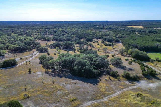 149 CR 103, Lampasas, TX 76550