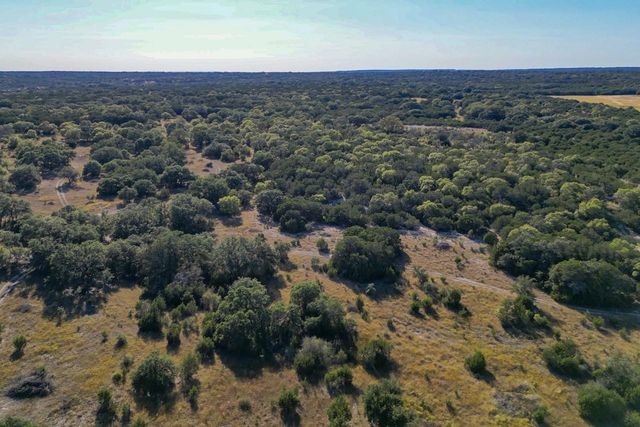 149 CR 103, Lampasas, TX 76550