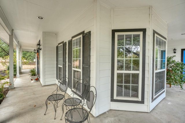 149 CR 103, Lampasas, TX 76550
