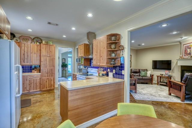149 CR 103, Lampasas, TX 76550