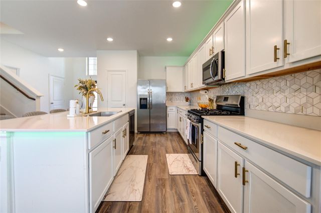 26627 Ledgemont Drive, Katy, TX 77493