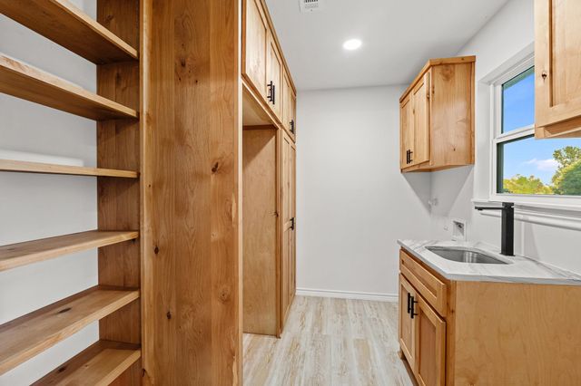 90 Coolcrest Drive, Point Blank, TX 77364