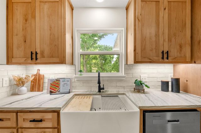 90 Coolcrest Drive, Point Blank, TX 77364