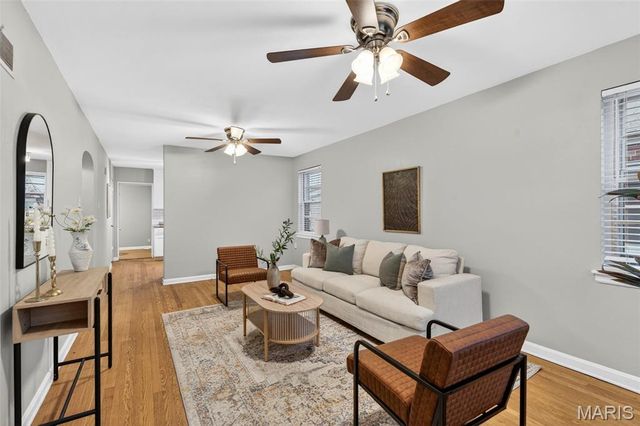 4005 McDonald Avenue, St Louis, MO 63116