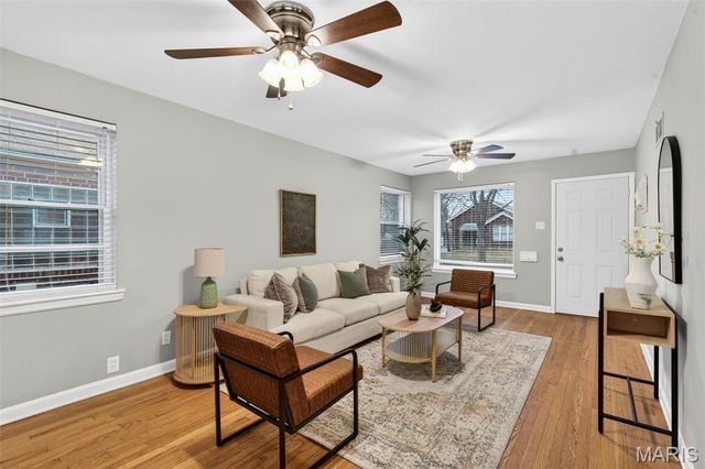 4005 McDonald Avenue, St Louis, MO 63116