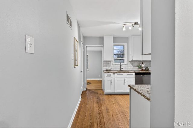 4005 McDonald Avenue, St Louis, MO 63116