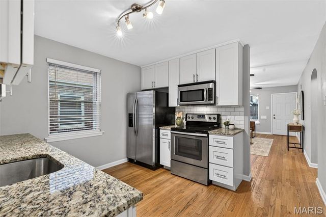 4005 McDonald Avenue, St Louis, MO 63116