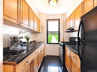 98-50 63 Drive 1E, Rego Park, NY 11374