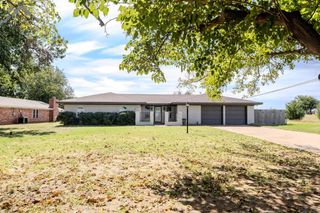 1120 E SYCAMORE DRIVE, Burkburnett, TX 76354