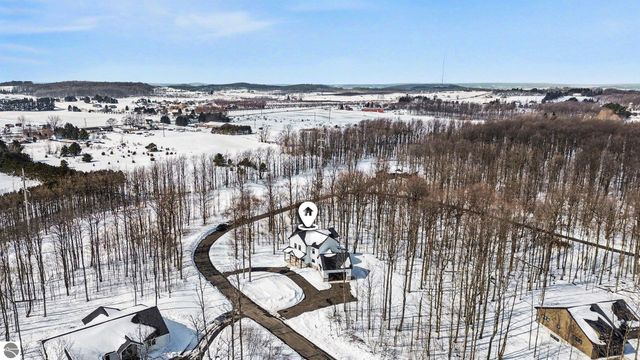 8293 Boca Vista Trail, Traverse City, MI 49684