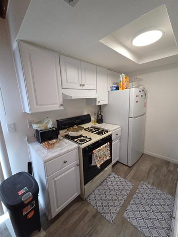 573 North St, Corning, CA 96021