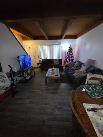 573 North St, Corning, CA 96021