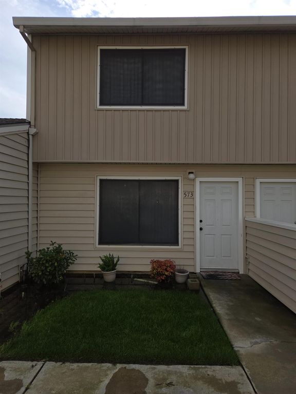 573 North St, Corning, CA 96021