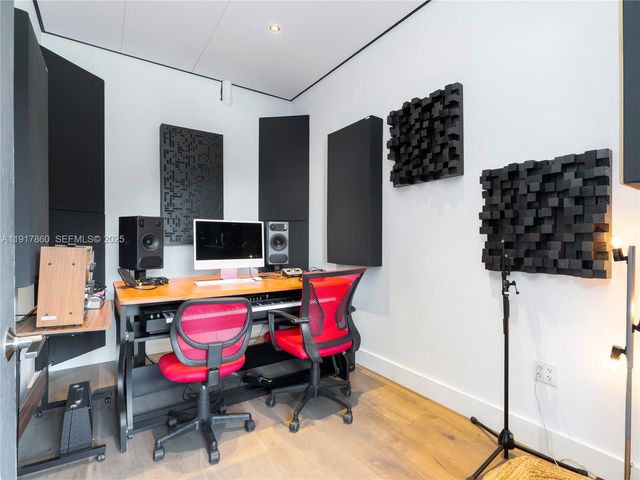 2223 SW 13th Ave, Miami, FL 33145