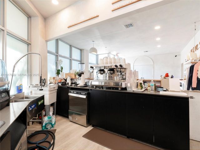 2223 SW 13th Ave, Miami, FL 33145