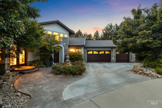 2584 E Varco Via Ct, Boise, ID 83712