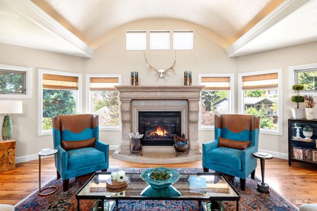 2584 E Varco Via Ct, Boise, ID 83712