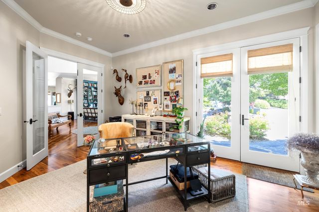 2584 E Varco Via Ct, Boise, ID 83712