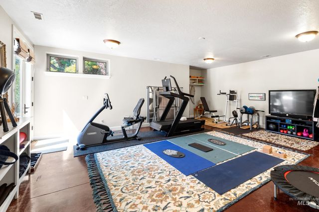 2584 E Varco Via Ct, Boise, ID 83712
