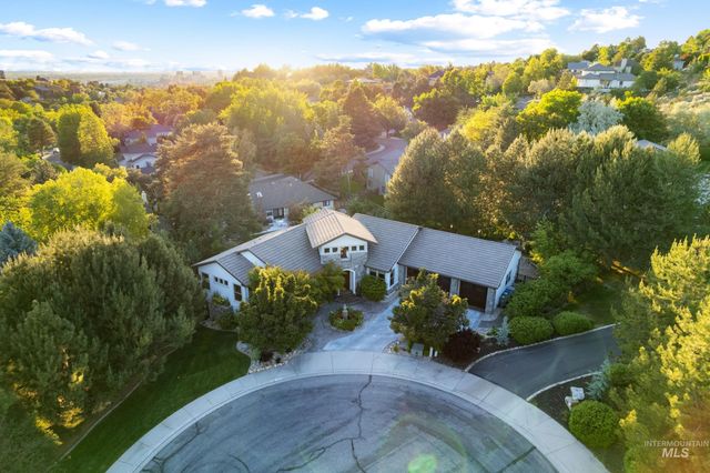 2584 E Varco Via Ct, Boise, ID 83712