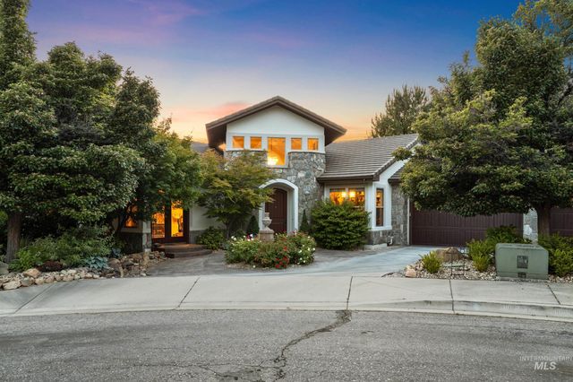 2584 E Varco Via Ct, Boise, ID 83712