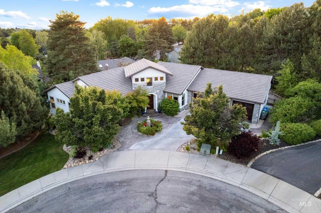 2584 E Varco Via Ct, Boise, ID 83712