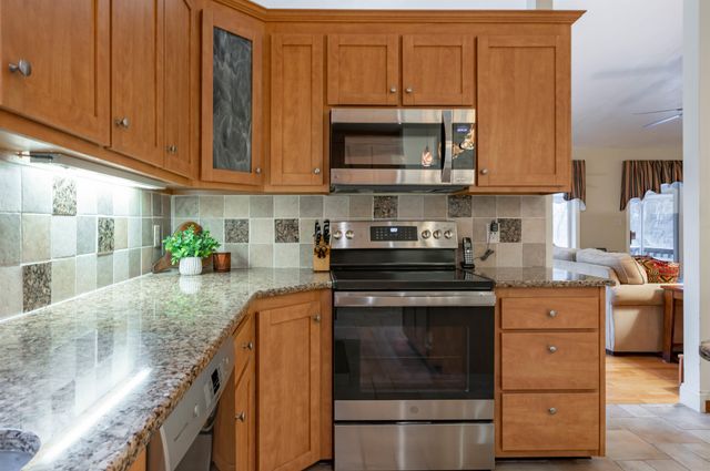 65 Bloody Brook Road, Hampstead, NH 03841