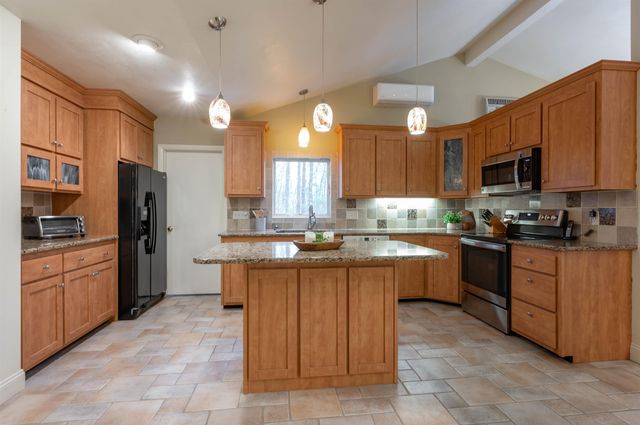 65 Bloody Brook Road, Hampstead, NH 03841