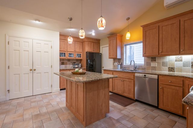 65 Bloody Brook Road, Hampstead, NH 03841