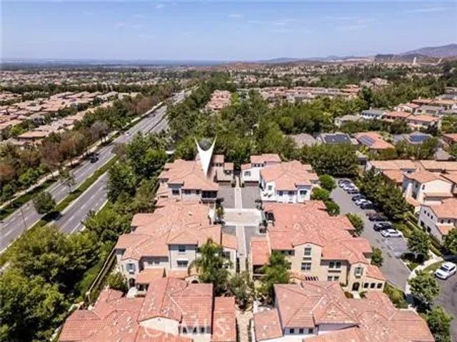 114 Borrego, Irvine, CA 92618