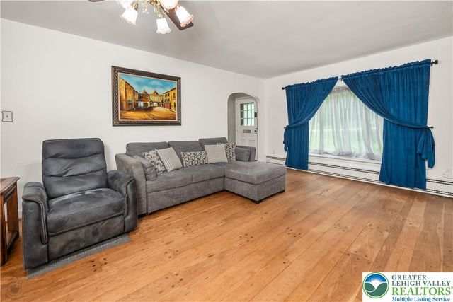52 S. Cedar Crest Boulevard, South Whitehall Twp, PA 18104