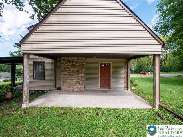 52 S. Cedar Crest Boulevard, South Whitehall Twp, PA 18104
