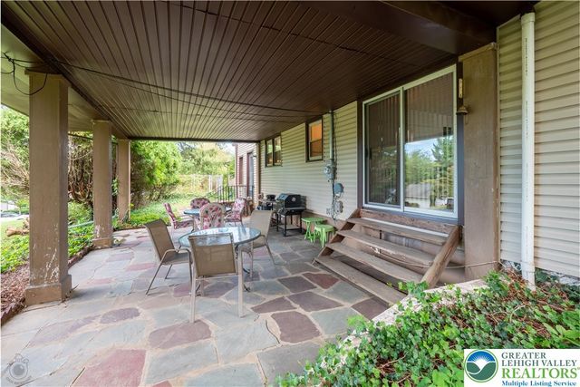 52 S. Cedar Crest Boulevard, South Whitehall Twp, PA 18104