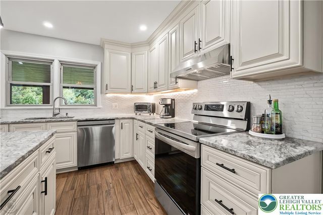 52 S. Cedar Crest Boulevard, South Whitehall Twp, PA 18104