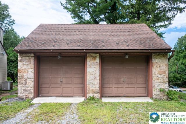 52 S. Cedar Crest Boulevard, South Whitehall Twp, PA 18104