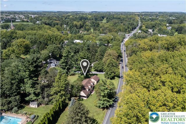 52 S. Cedar Crest Boulevard, South Whitehall Twp, PA 18104