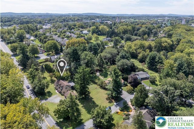52 S. Cedar Crest Boulevard, South Whitehall Twp, PA 18104