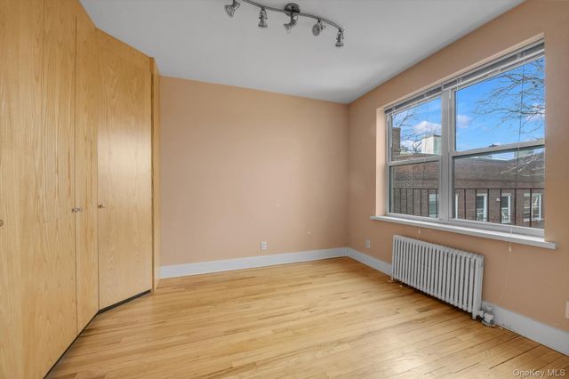 78-42 Main Street 3J, Flushing, NY 11747