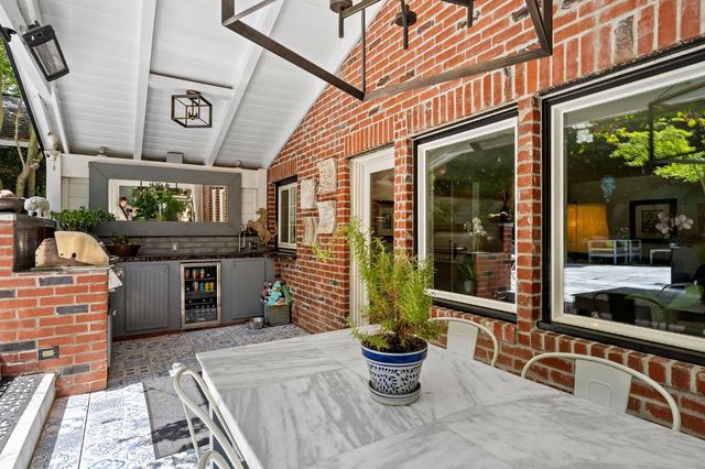 1630 11th Ave, Sacramento, CA 95818