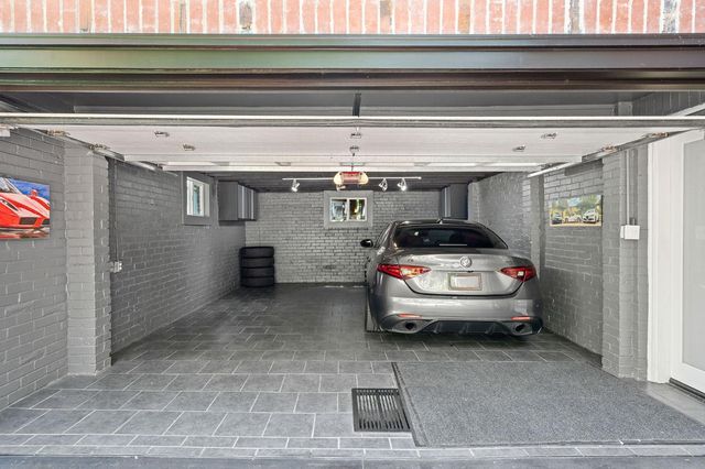 1630 11th Ave, Sacramento, CA 95818