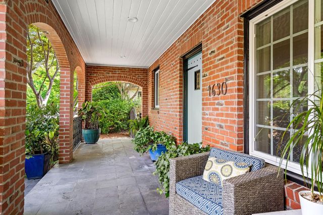 1630 11th Ave, Sacramento, CA 95818