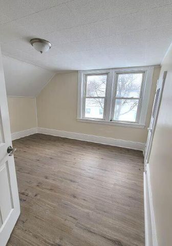 260 Fremont Street, Manistee, MI 49660