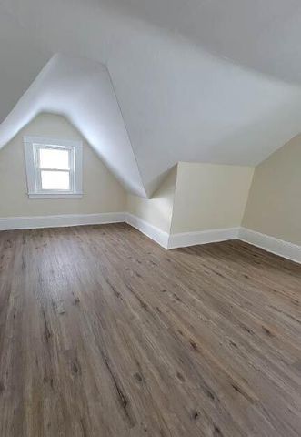 260 Fremont Street, Manistee, MI 49660