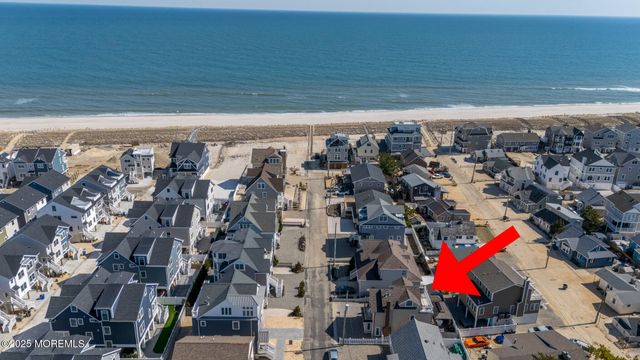 114 Lyndhurst Drive, Mantoloking, NJ 08738