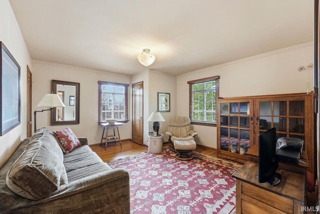 2245 W Warwick Road, Muncie, IN 47304